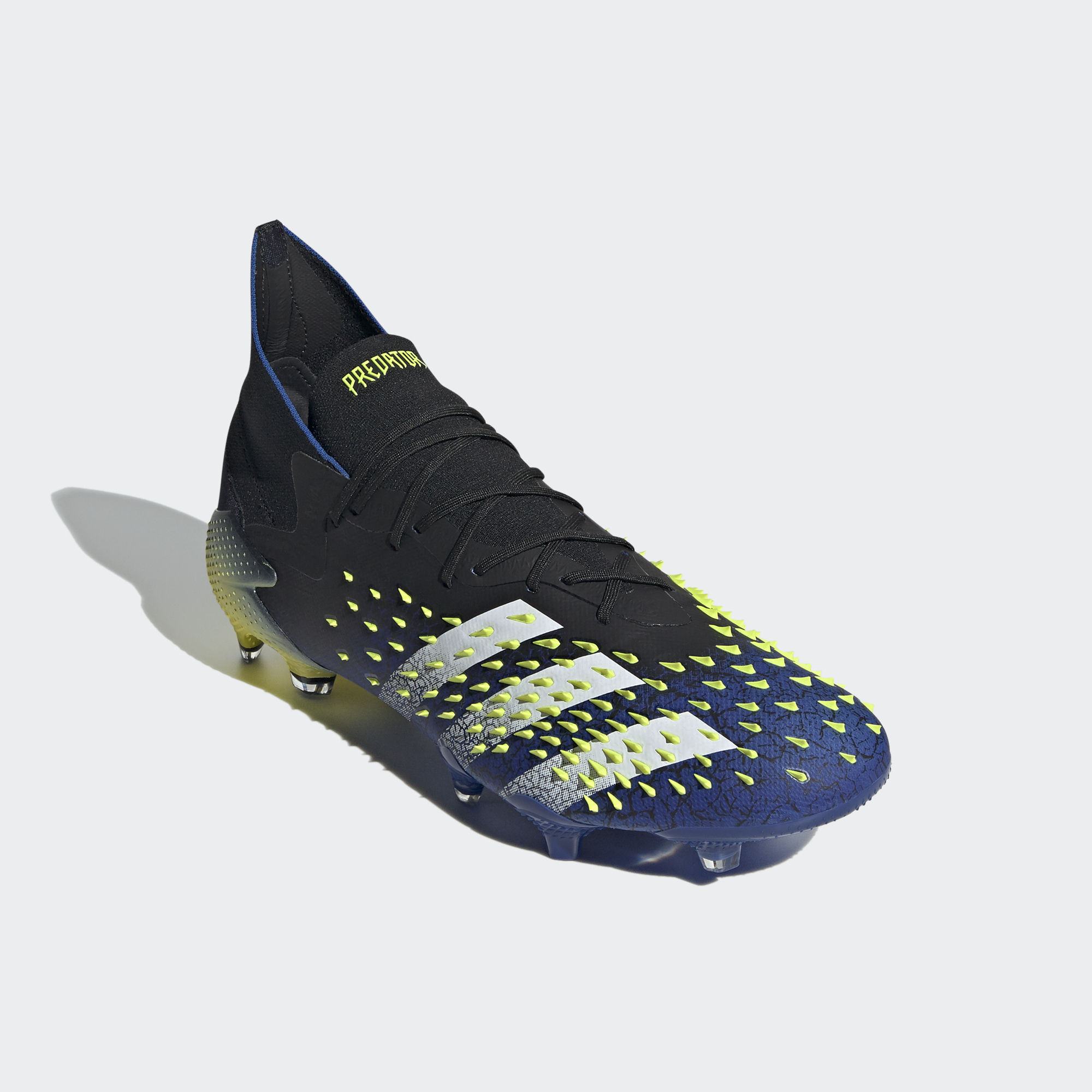 Адидас фрик. Бутсы адидас предатор Freak. Бутсы adidas Predator Freak 2. Бутсы адидас предатор фрик 3. Бутсы адидас предатор Freak 2 FG.